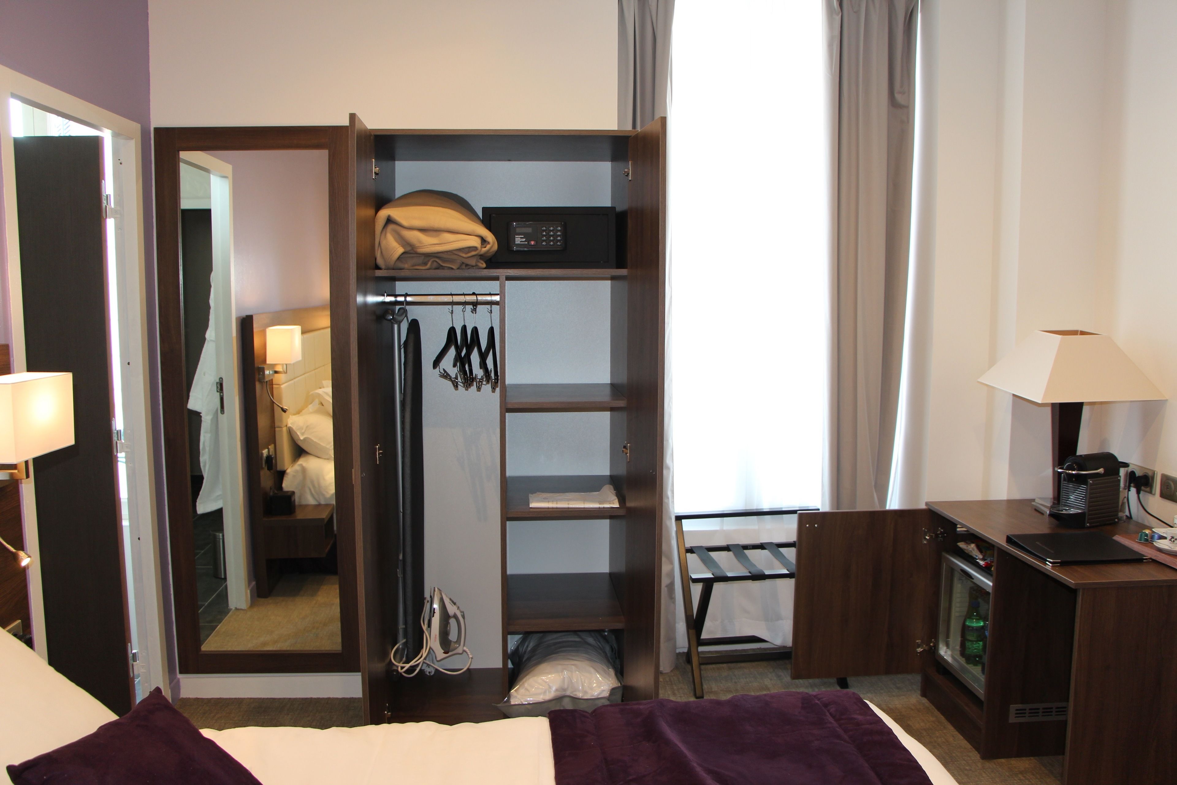 classic double room, city view (3) | safe