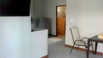 Bungalow | In-room dining