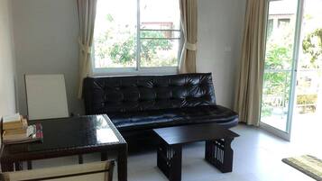 Villa | Living area | Flat-screen TV