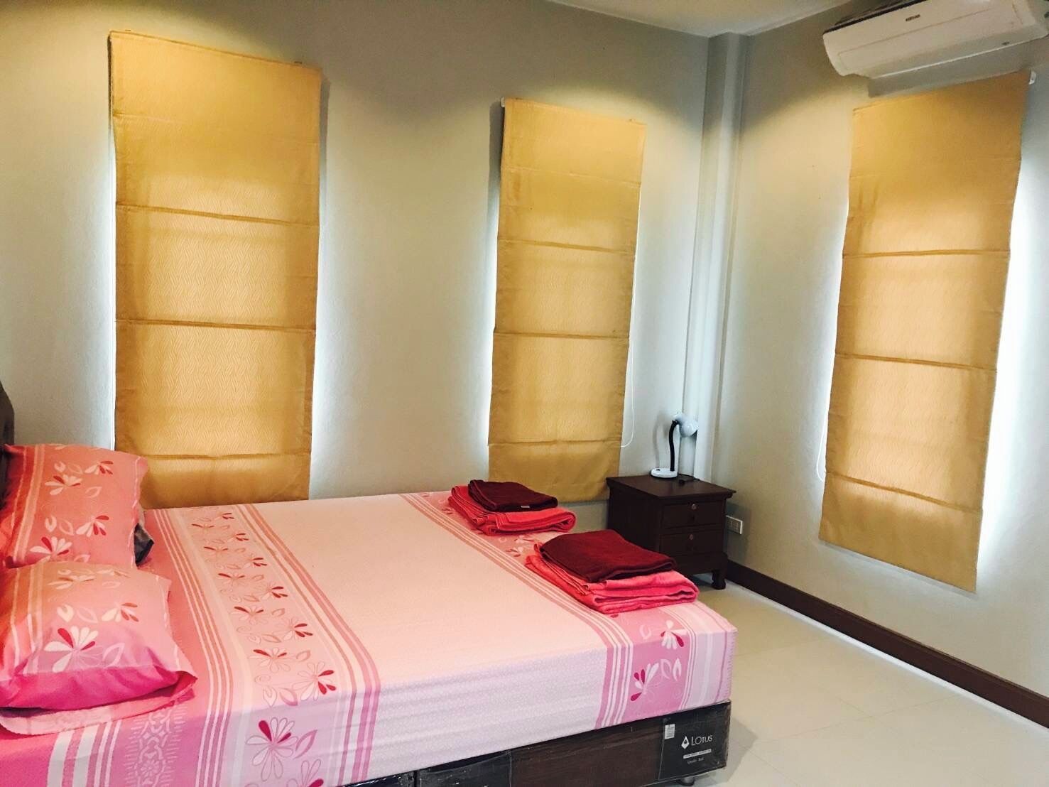 Villa | Íróasztal és ingyenes wifi