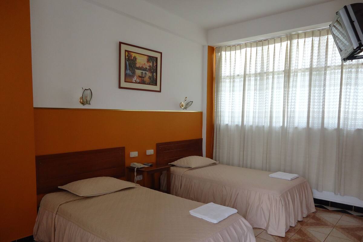 In-room safe, free WiFi, bed sheets