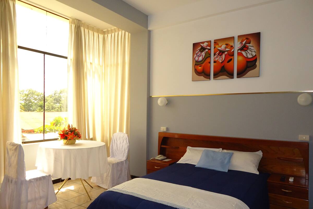 In-room safe, free WiFi, bed sheets
