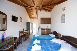 Free cots/infant beds, free WiFi