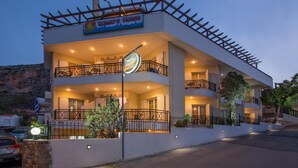 Exterior - Malvasia Corner Studios (Monemvasia)