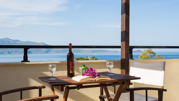 Balcony - Malvasia Corner Studios (Monemvasia)