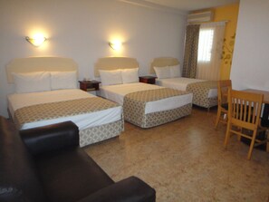 Standard Triple Room | Free WiFi - Hotel Boulevard del Mar (Boca del Rio)