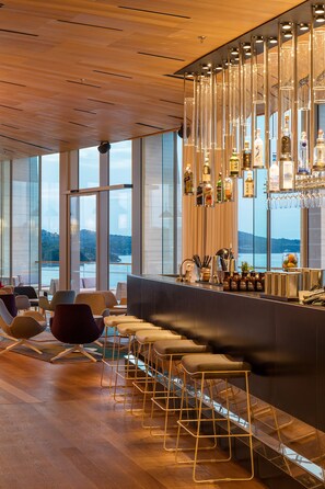 4 bars/lounges, 2 poolside bars - D-Resort Šibenik (Sibenik)