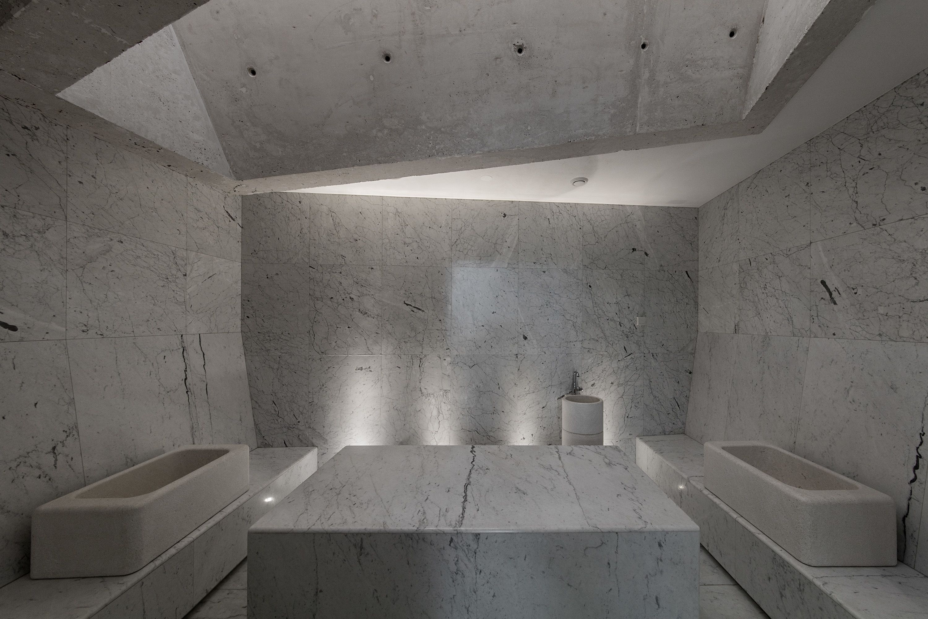 Couples treatment rooms, sauna, steam room, Turkish bath