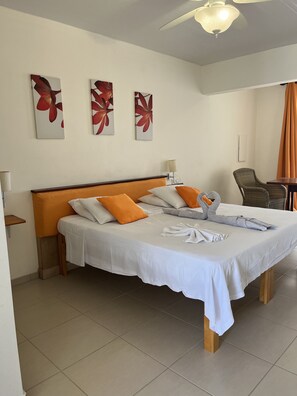 1 habitación, ropa de cama de alta calidad y colchones Select Comfort 