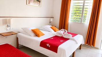 Superior Studio Suite, 1 King Bed, Terrace, Garden View | 1 bedroom, premium bedding, Select Comfort beds, individually decorated