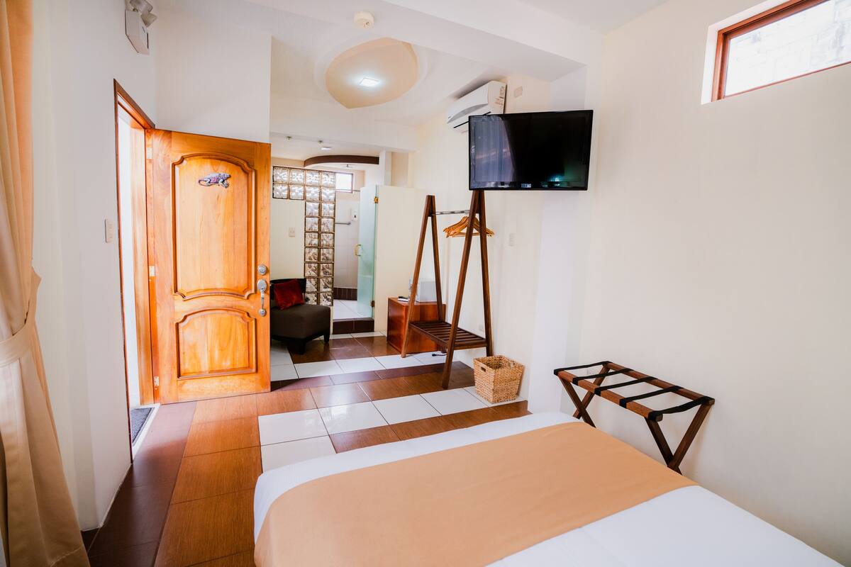 superior room | in-room safe, laptop workspace, free wifi, bed sheets