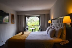 Minibar, caja de seguridad en la habitación y wifi gratis 