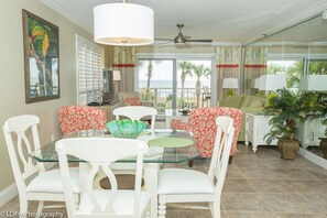 Standard Condo, 2 Bedrooms, Ocean View | In-room dining