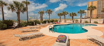 Destin Towers by Holiday Isle