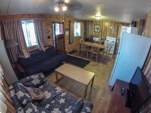 1 habitación, tabla de planchar con plancha y camas extra gratis