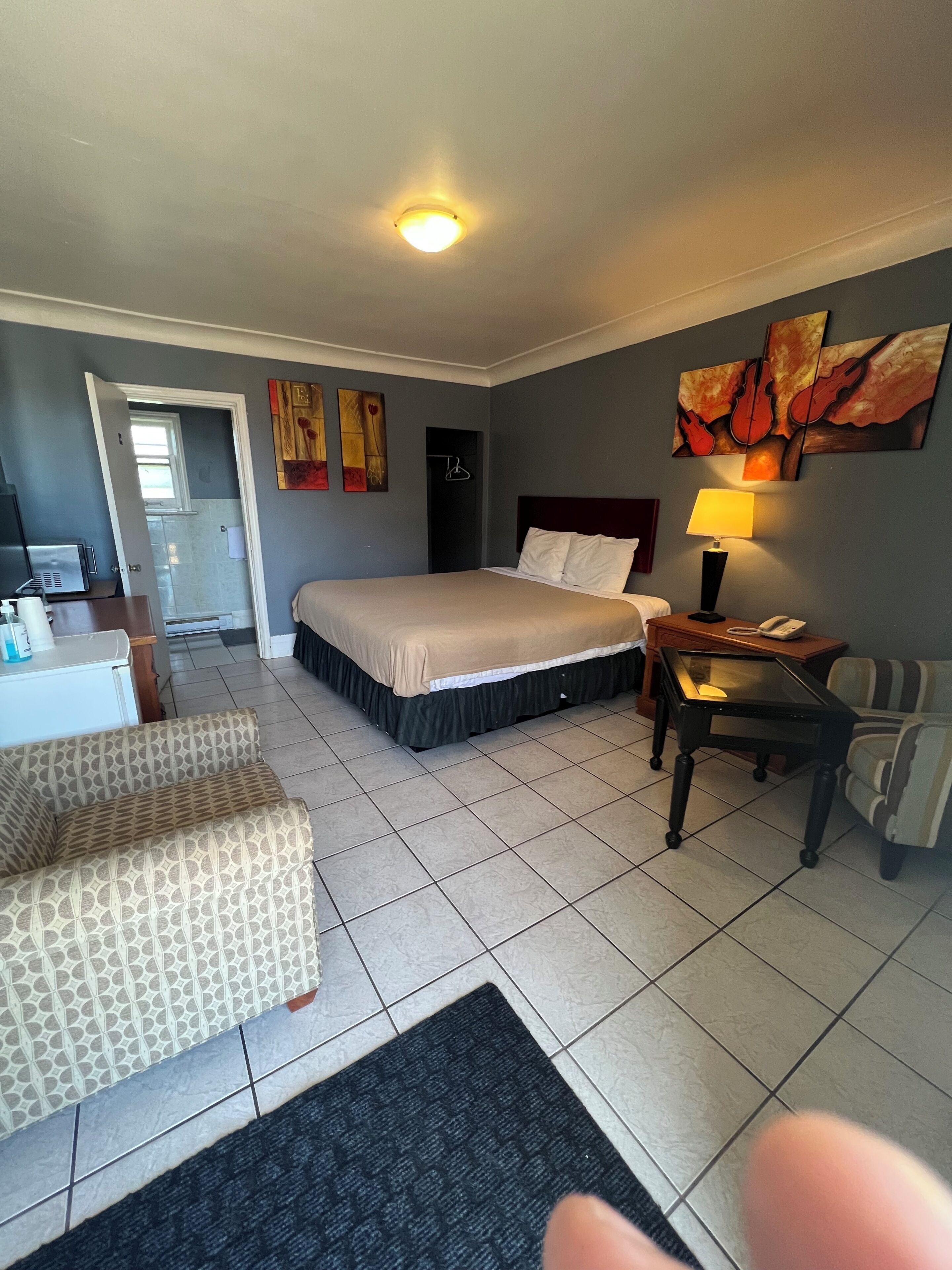 ห้องซิกเนเจอร์, เตียงคิงไซส์ 1 เตียง, สูบบุหรี่ได้ | โต๊ะทำงาน, Wi-Fi ฟรี