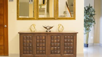 Perincian bahagian dalam