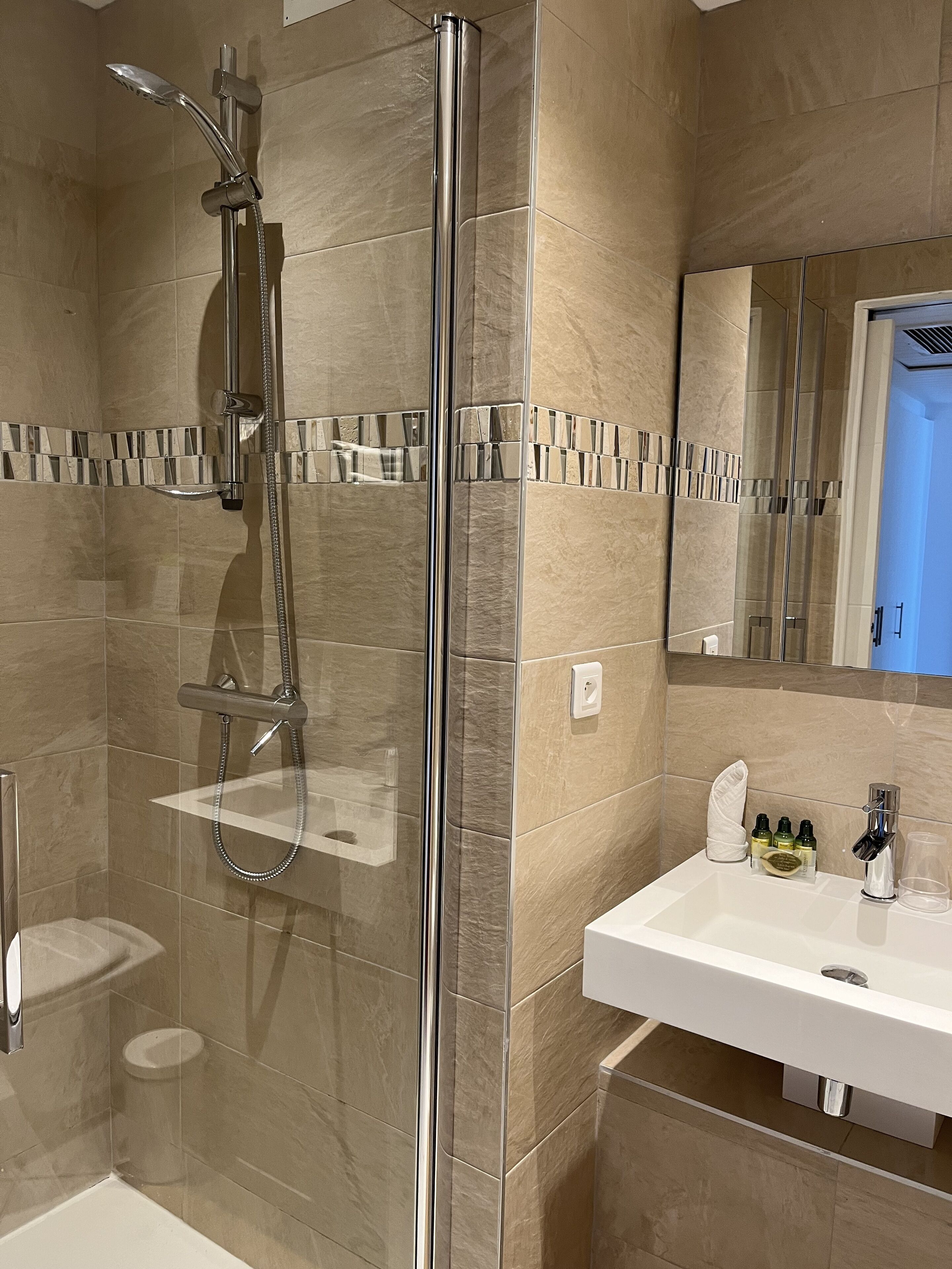 apartment | bathroom | free toiletries, hair dryer, towels, soap