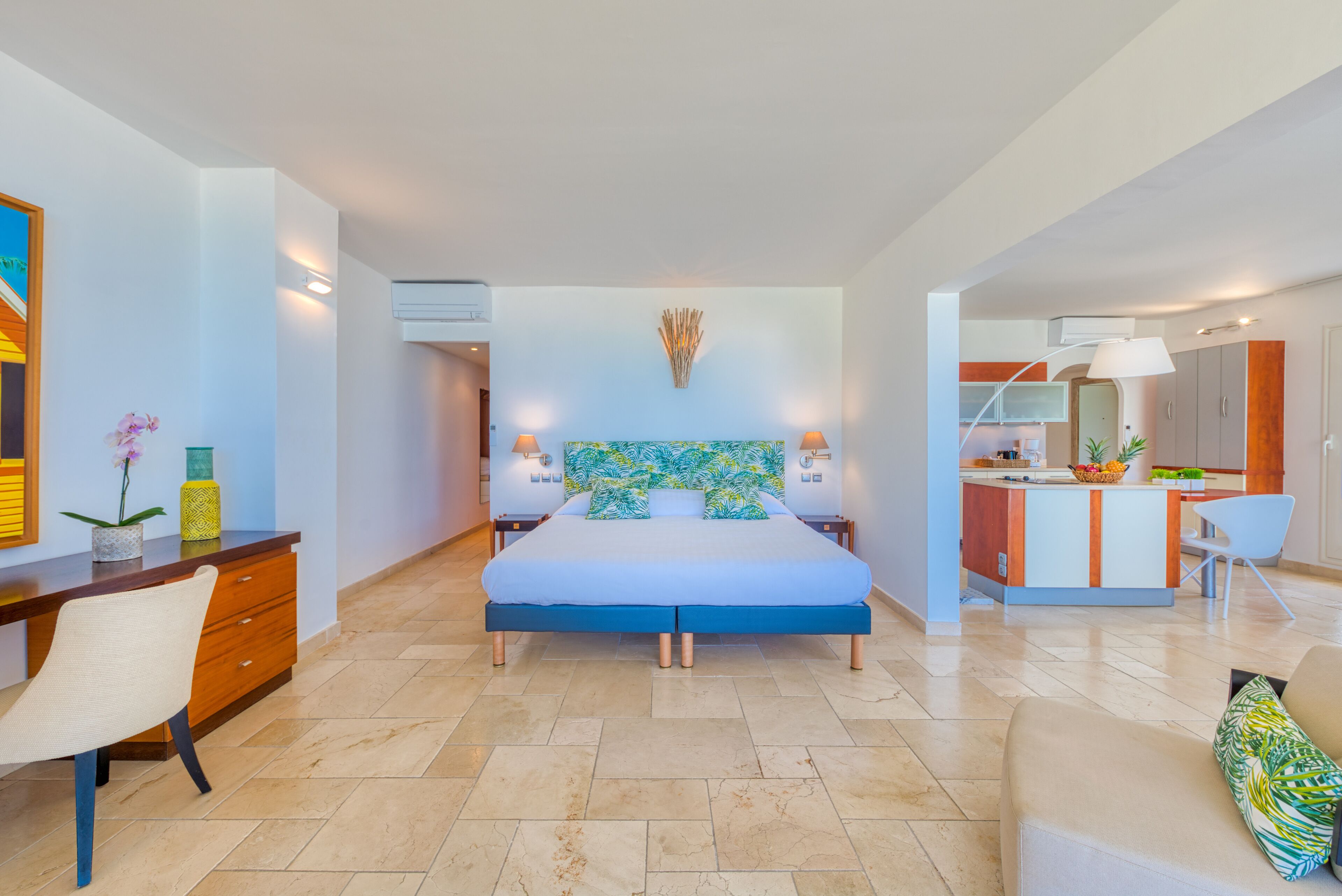 premium suite, 1 bedroom, kitchen, ocean view | 1 bedroom, premium bedding, in-room safe, individually decorated