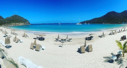 Le Domaine Anse Marcel Beach Resort