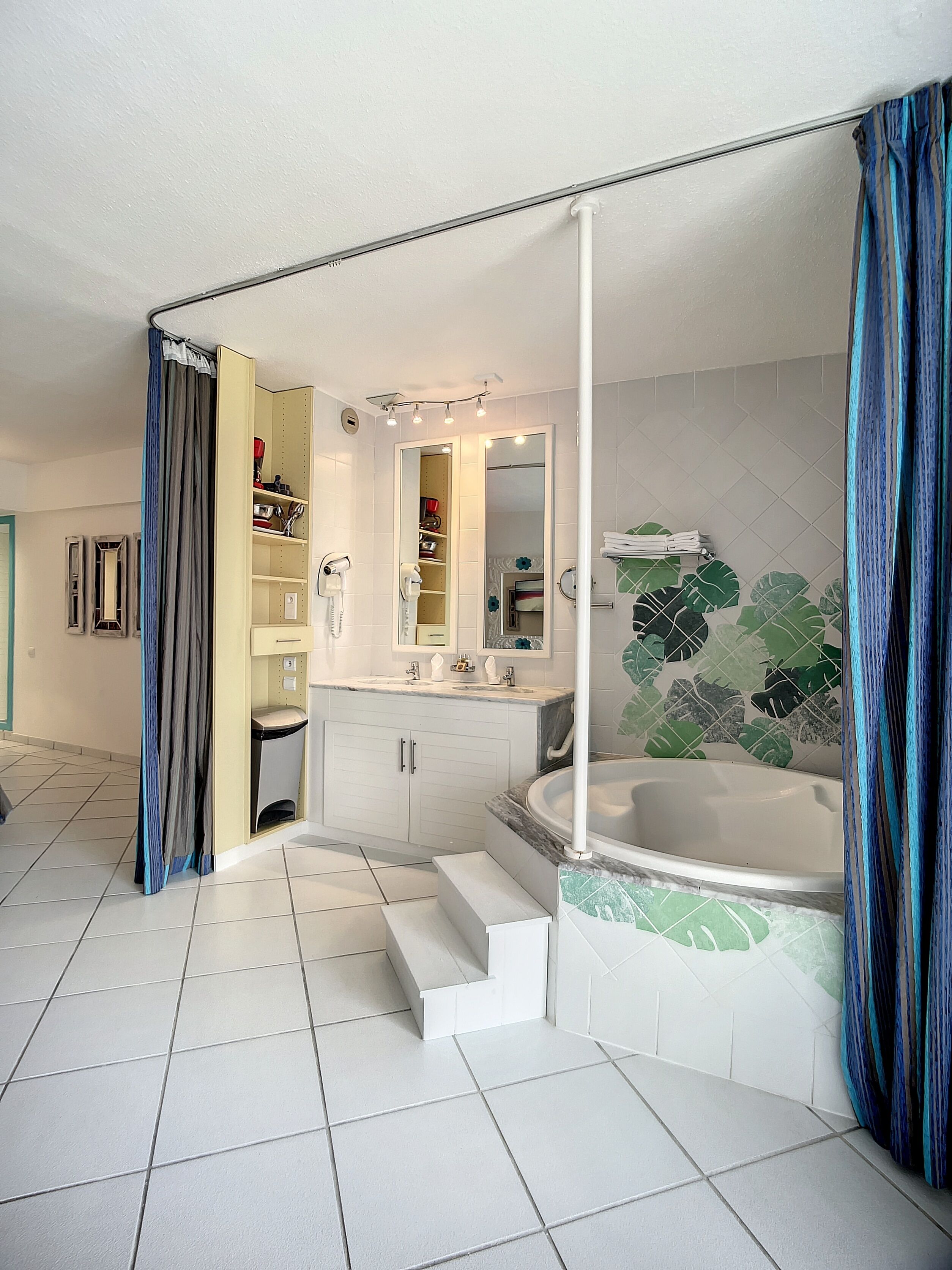 double or twin room | bathroom | free toiletries, hair dryer, towels, soap