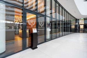 Sauna, hot tub, steam room, massages