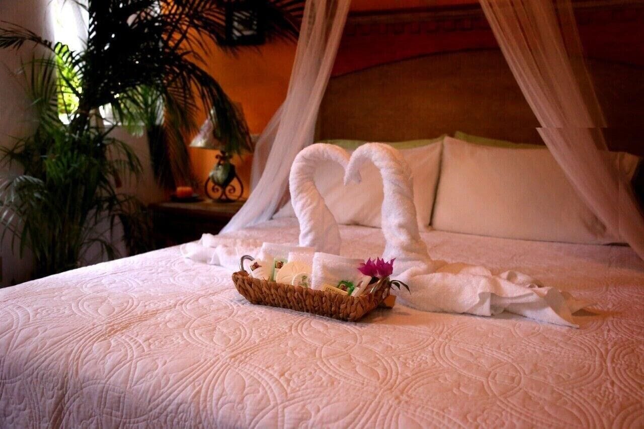 Standard Double Room, 1 Queen Bed | Individually decorated, individually furnished, blackout curtains