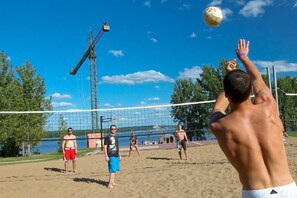 Beach volleyball, rowing