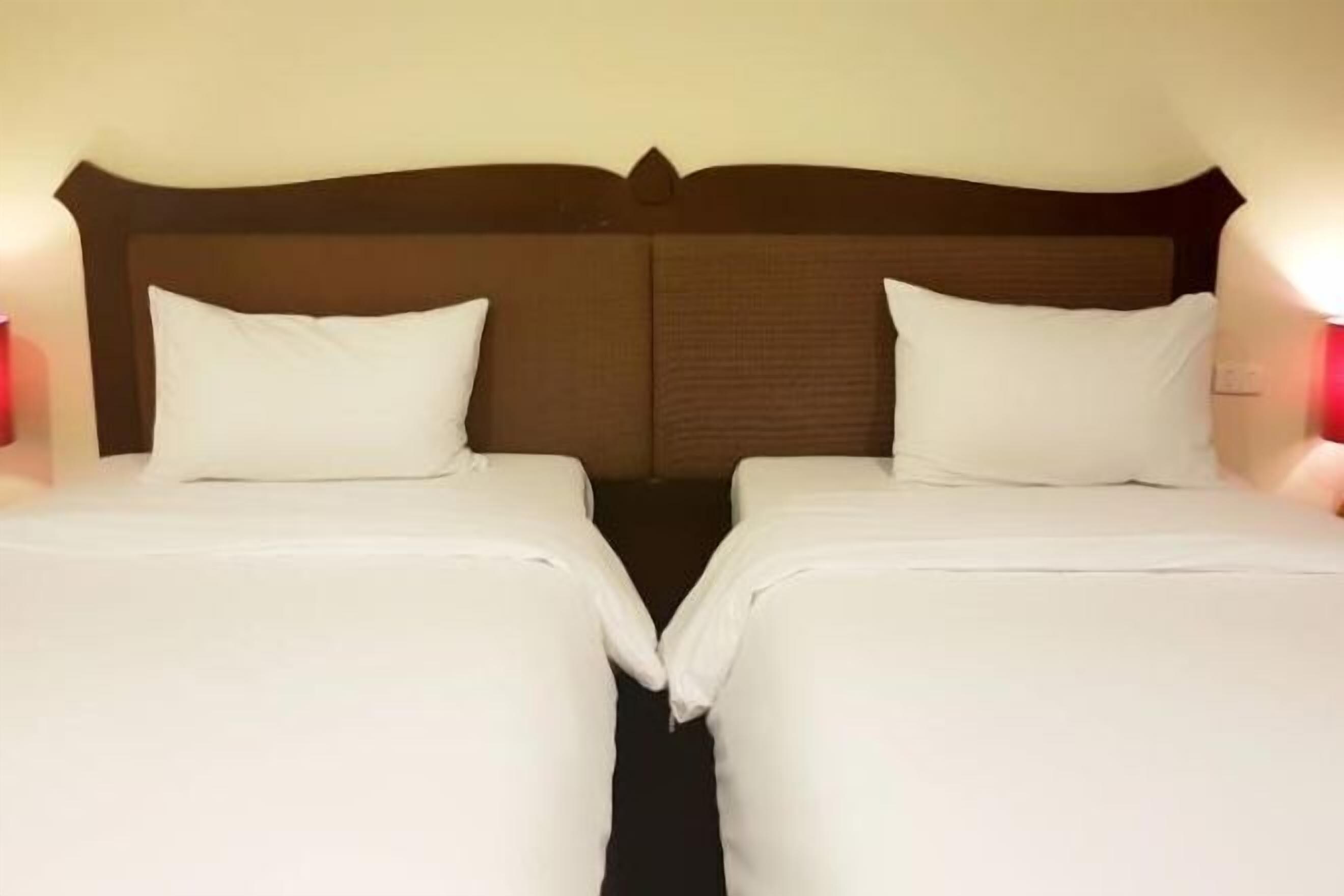 Minibar, safe på rommet, skrivebord og wi-fi (inkludert)