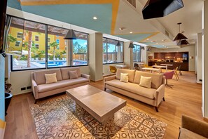 Reception - City Express Plus by Marriott Cabo San Lucas (Cabo San Lucas)
