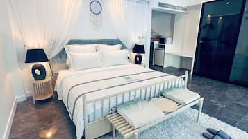 Minibar, in-room safe, desk, blackout curtains