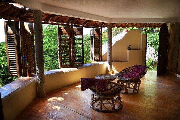 Bungalow, vue océan (Luna 2) | Salle de séjour