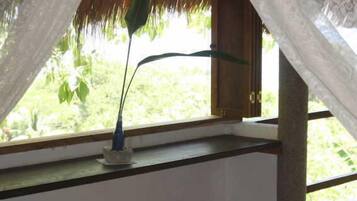 Bungalow Planta Alta | In-room safe, blackout drapes, free WiFi, bed sheets