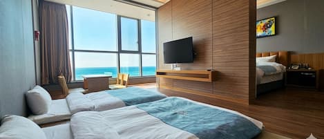 Caja de seguridad en la habitación, escritorio y wifi gratis