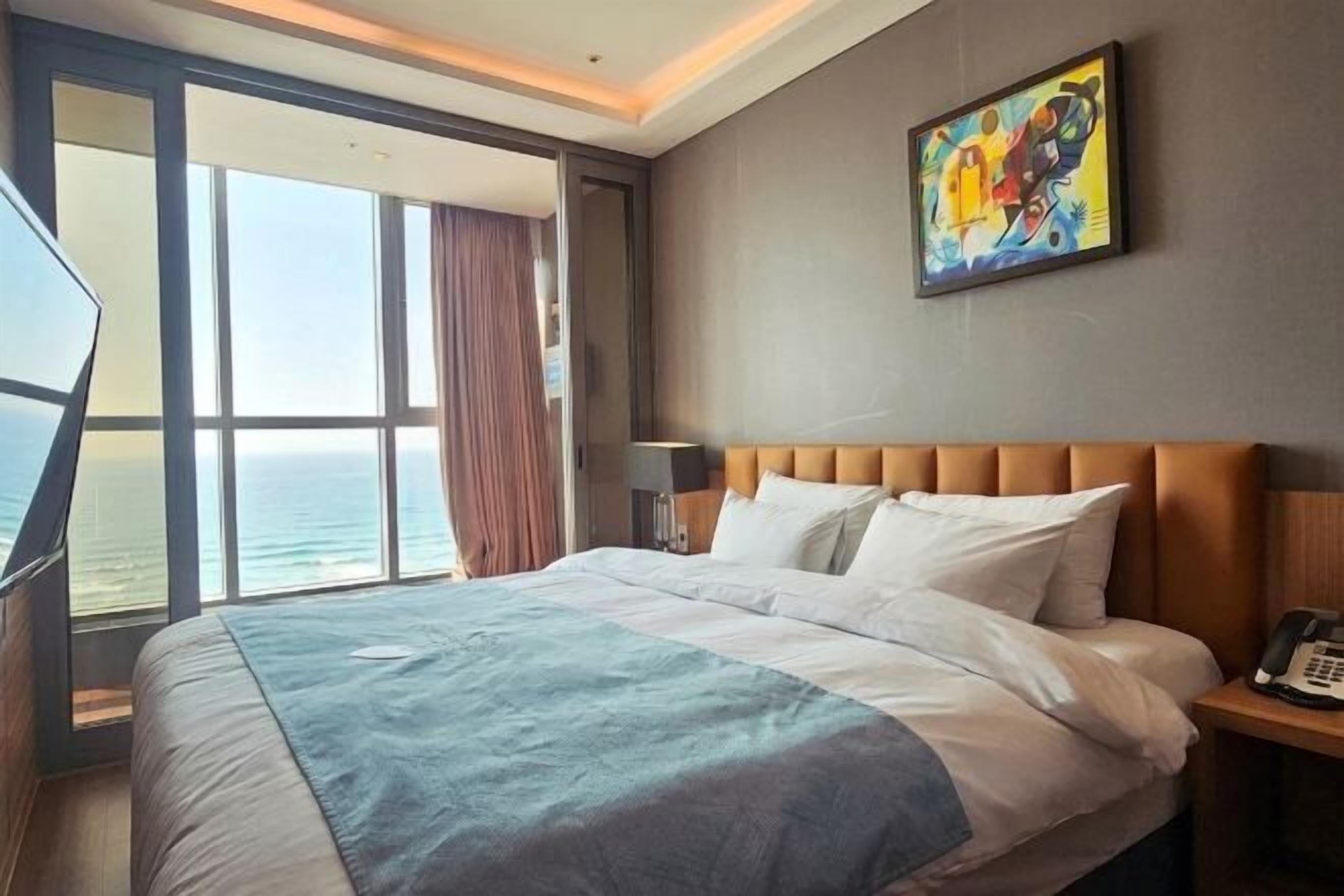 Zimmersafe, Schreibtisch, kostenloses WLAN