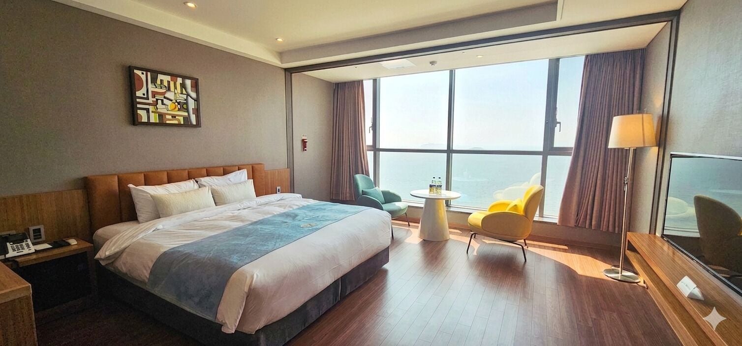 Habitació doble Deluxe | Caixa forta a l'habitació, escriptori i wifi gratuïta 