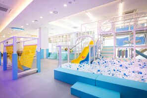 Children’s play area – indoor