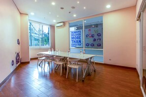 Meeting facility - Cleo Hotel Basuki Rahmat Surabaya (Surabaya)