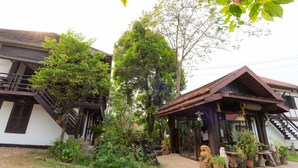 Mặt tiền nơi lưu trú