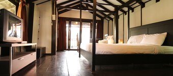 Villa Lao Traditional House Hotel