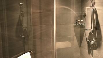 Dusj på badet