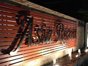 Entrée de l’hébergement