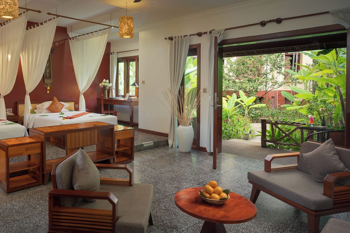 Private Suite, Garden View