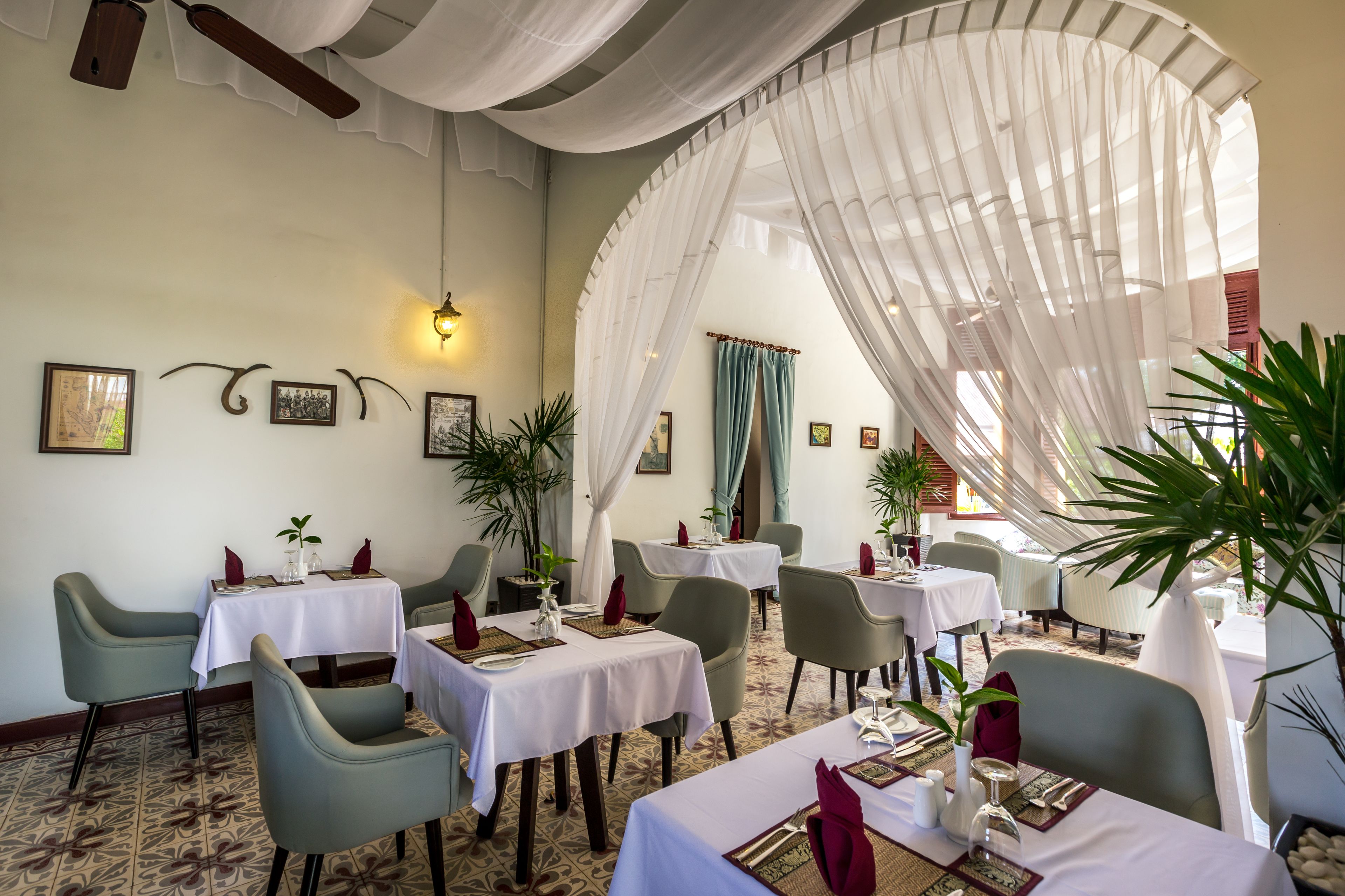 breakfast, lunch, dinner served; regional cuisine