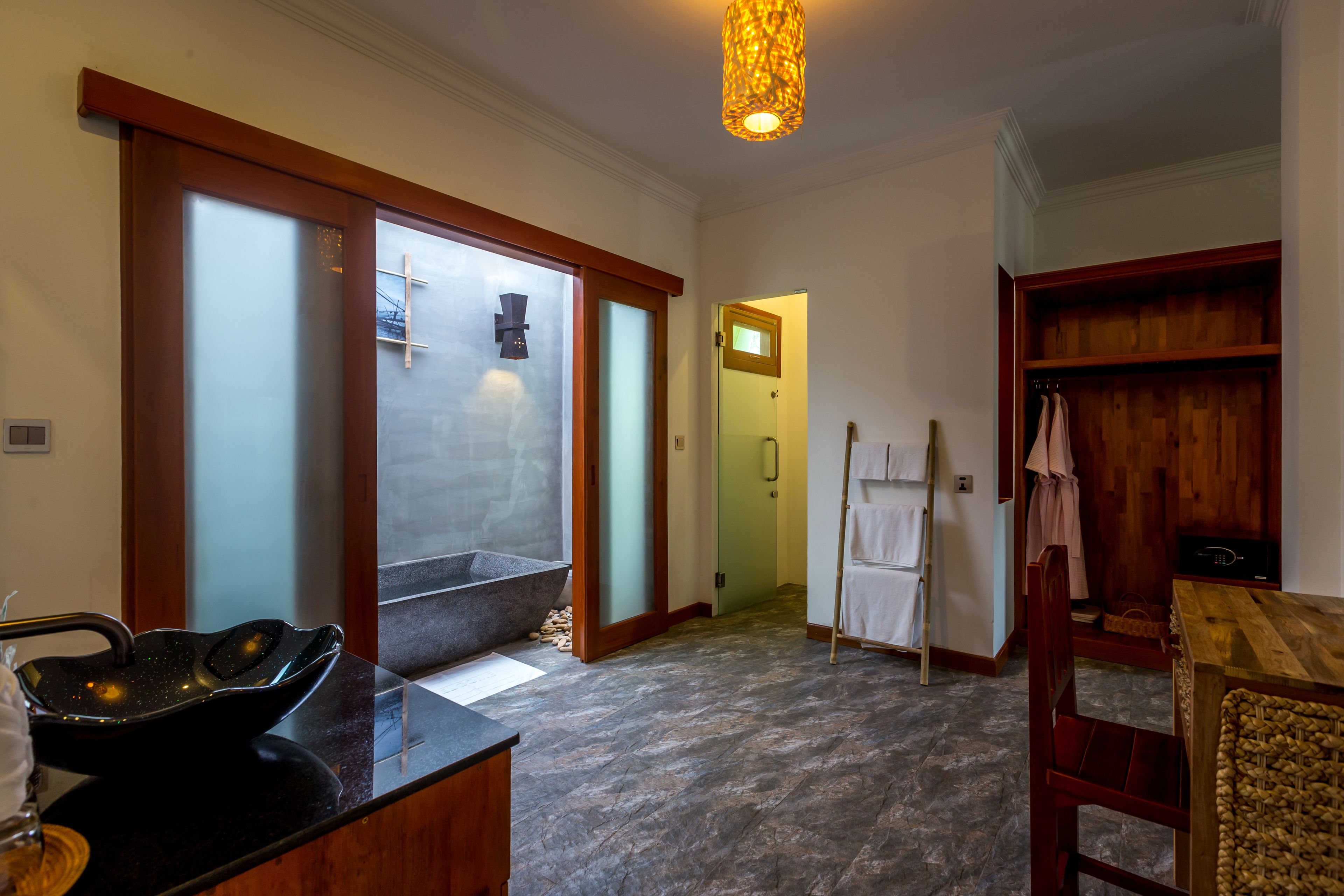 separate bathtub and shower, free toiletries, hair dryer, bathrobes