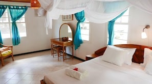 Chalet, 1 Bedroom | 1 bedroom, premium bedding, in-room safe, cribs (free) - Kokogrove Chalets (Mahé Island)
