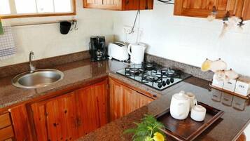 Chalet, 1 Bedroom | Private kitchen | Fridge, microwave, stovetop, coffee/tea maker