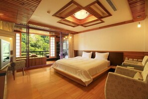 Superior-huone | Huoneen varustelu