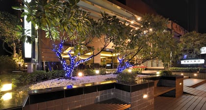 King's Paradise Hotel