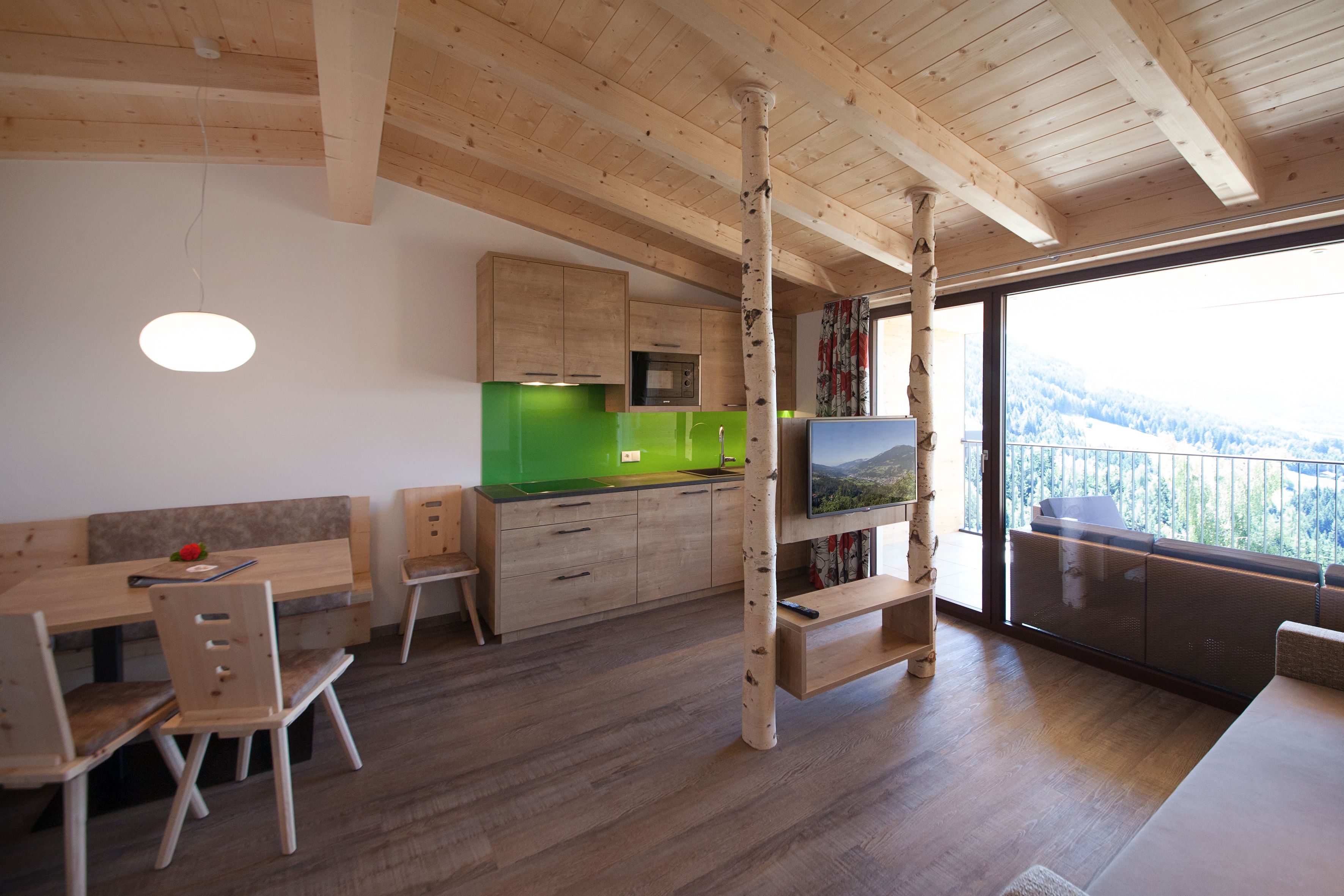 Design Suite, 1 Bedroom, Terrace, Mountainside | Living area